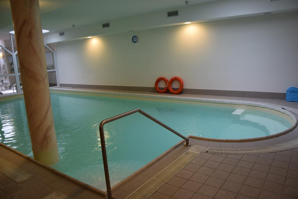 Hotel Olimpic Baselga di Pine Exterior photo